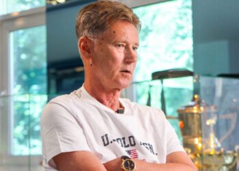 Леонид Буряк: «Единственный неприятный осадок — это от тех людей, которые хотели поссорить меня с Валерием Лобановским» (10 июля 2023 г.) — Новости футбола